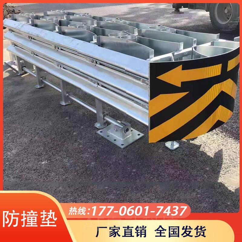 龙猫公仔大号双人龙猫睡坐垫毛绒公仔床儿童卡通榻榻米地垫睡袋最新报价(图1)